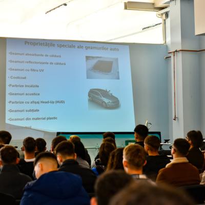 Workshop „Tehnologii moderne pentru înlocuirea și recondiționarea suprafețelor vitrante auto”