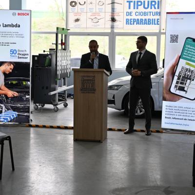 Workshop Tehnologii moderne de etansare si lipire structurala auto, sisteme de calibrare ADAS